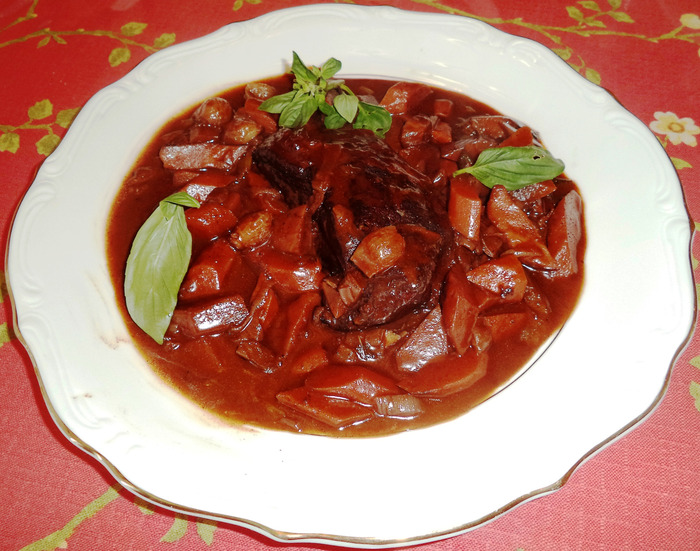 Boeuf braisé au vin